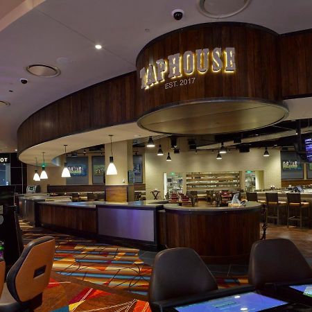 Bally'S Evansville Casino & Hotel Bagian luar foto