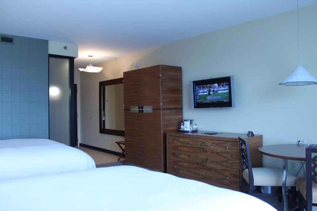 Bally'S Evansville Casino & Hotel Bagian luar foto