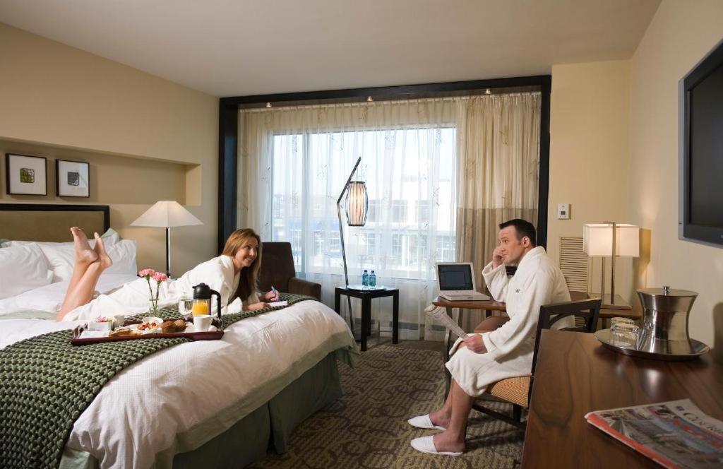 Bally'S Evansville Casino & Hotel Bagian luar foto