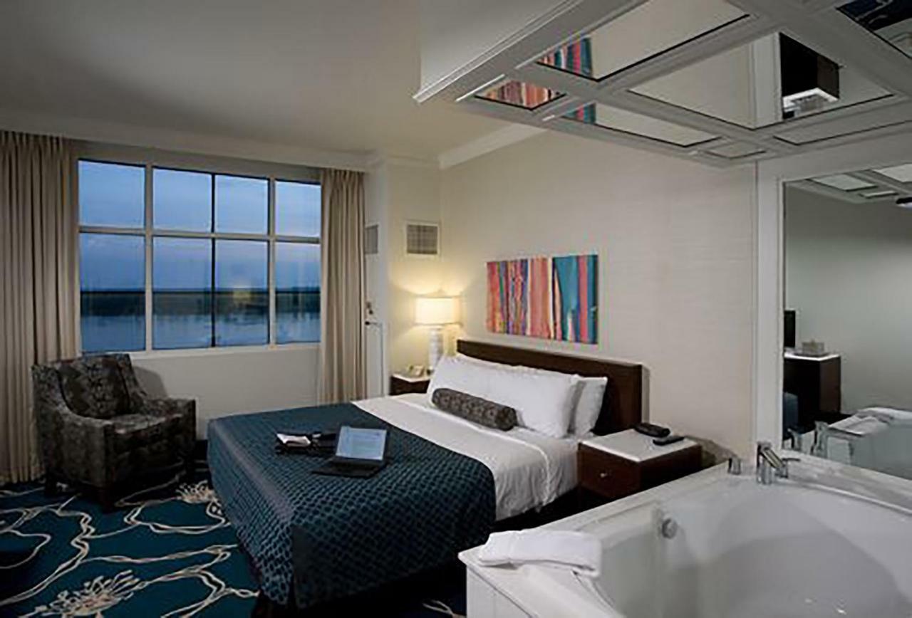 Bally'S Evansville Casino & Hotel Bagian luar foto